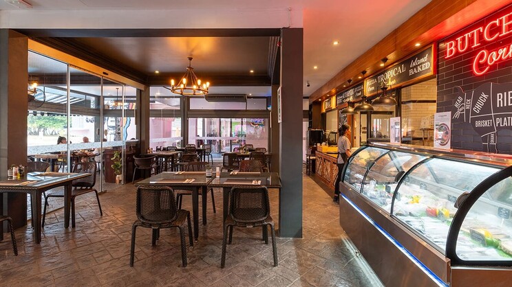 Thavorn Palm Beach Resort